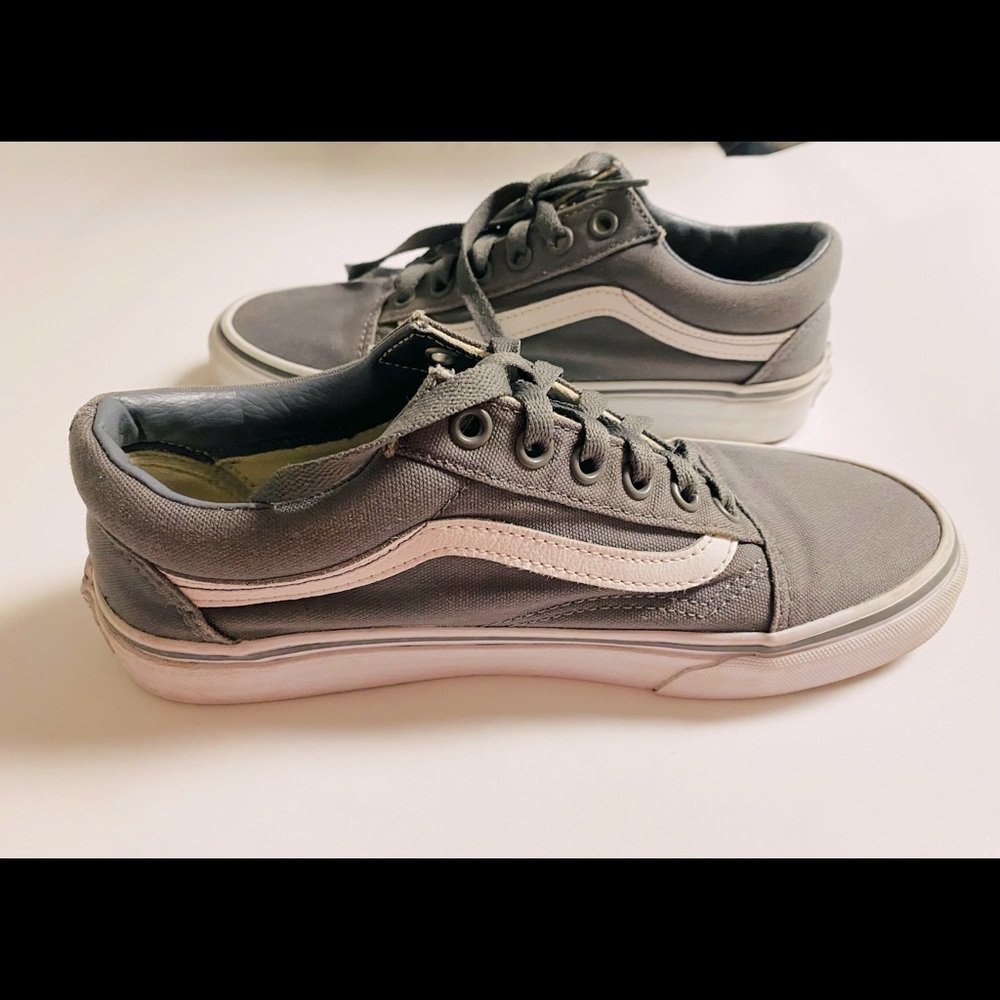 Women’s Gray Vans, size 7.5 still in nice condition.